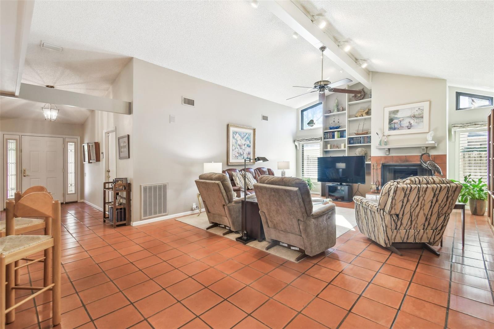 14031 SHADY SHORES DR, TAMPA, FL, 33613