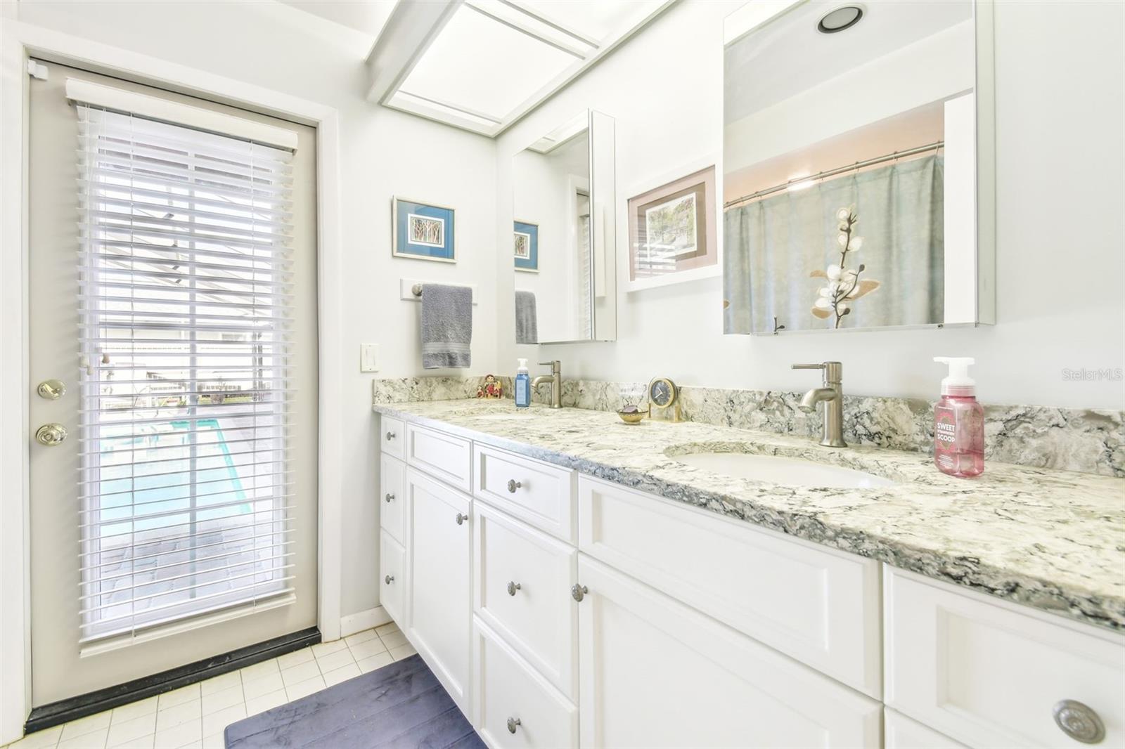 14031 SHADY SHORES DR, TAMPA, FL, 33613