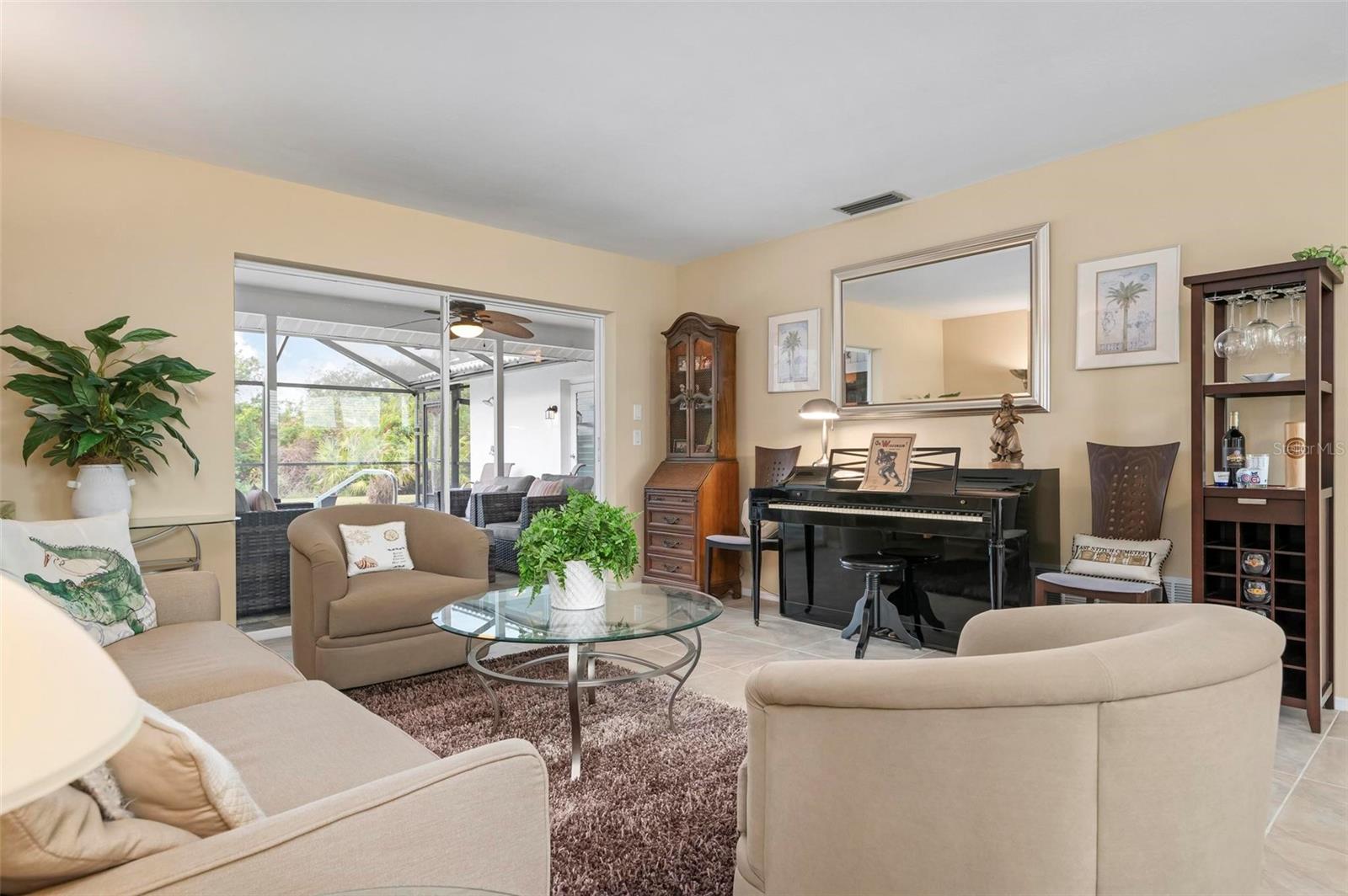 545 WARWICK LN, VENICE, FL, 34293