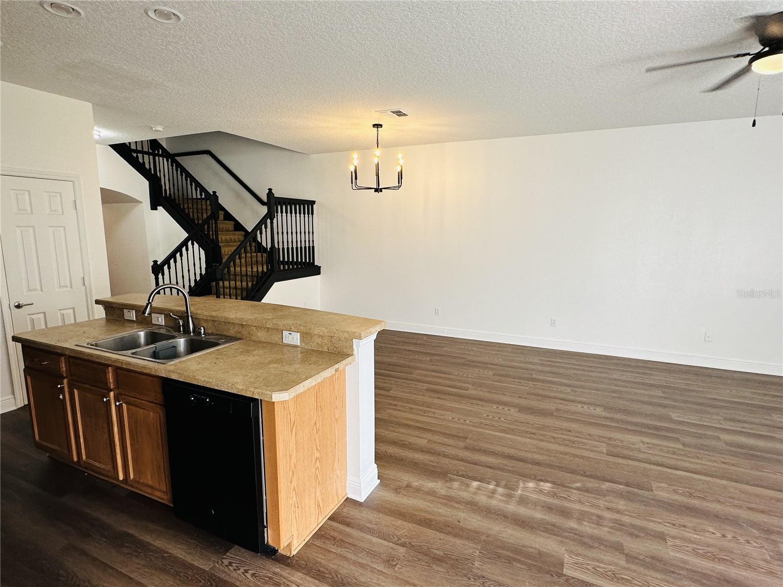 518 LAKE EAGLE LN, SANFORD, FL, 32773