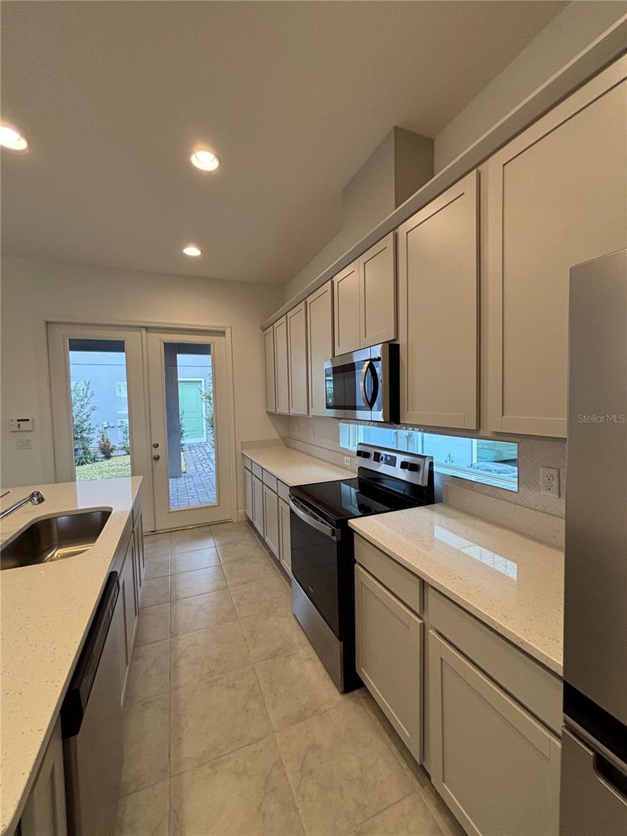 9931 PEARSON AVE, ORLANDO, FL, 32827