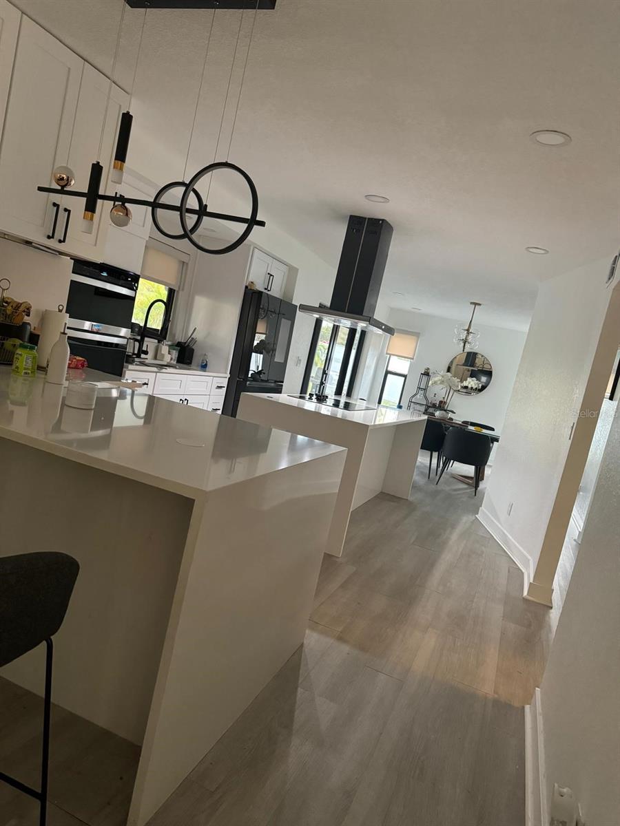 14903 SOUTHFORK DR, TAMPA, FL, 33624