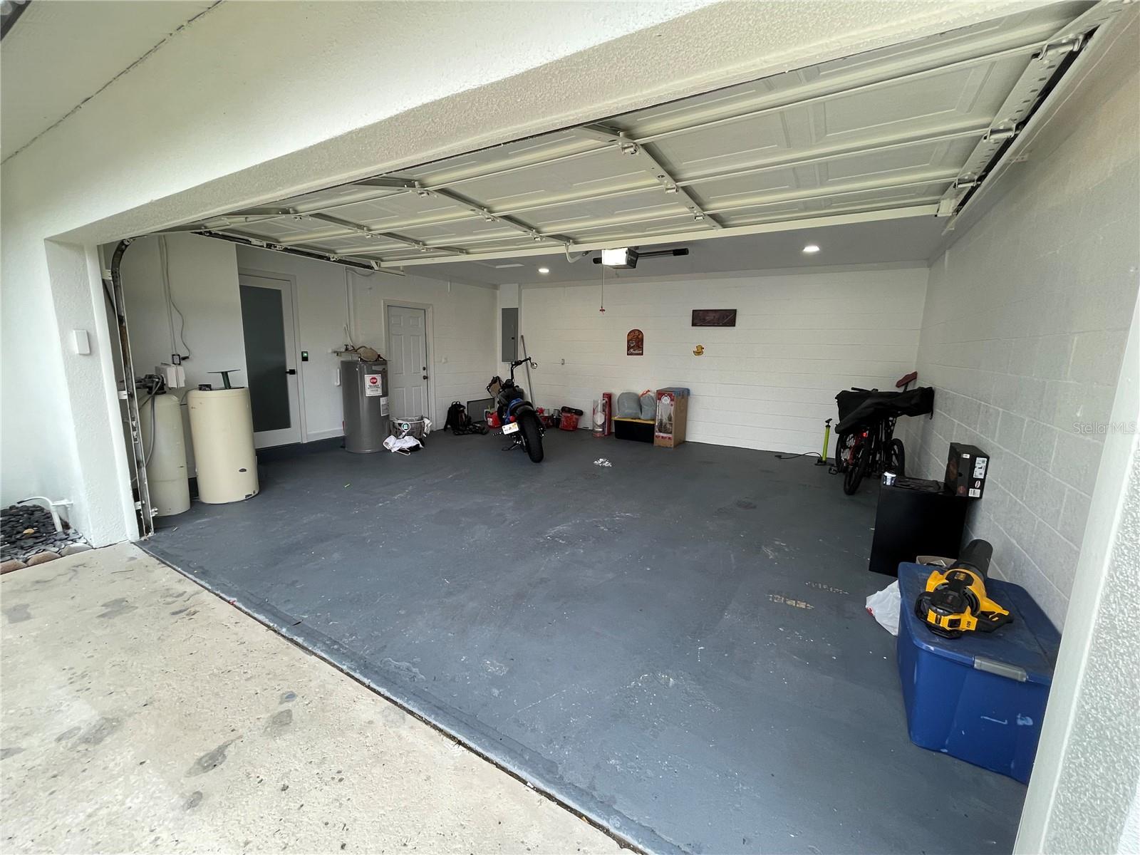 14903 SOUTHFORK DR, TAMPA, FL, 33624