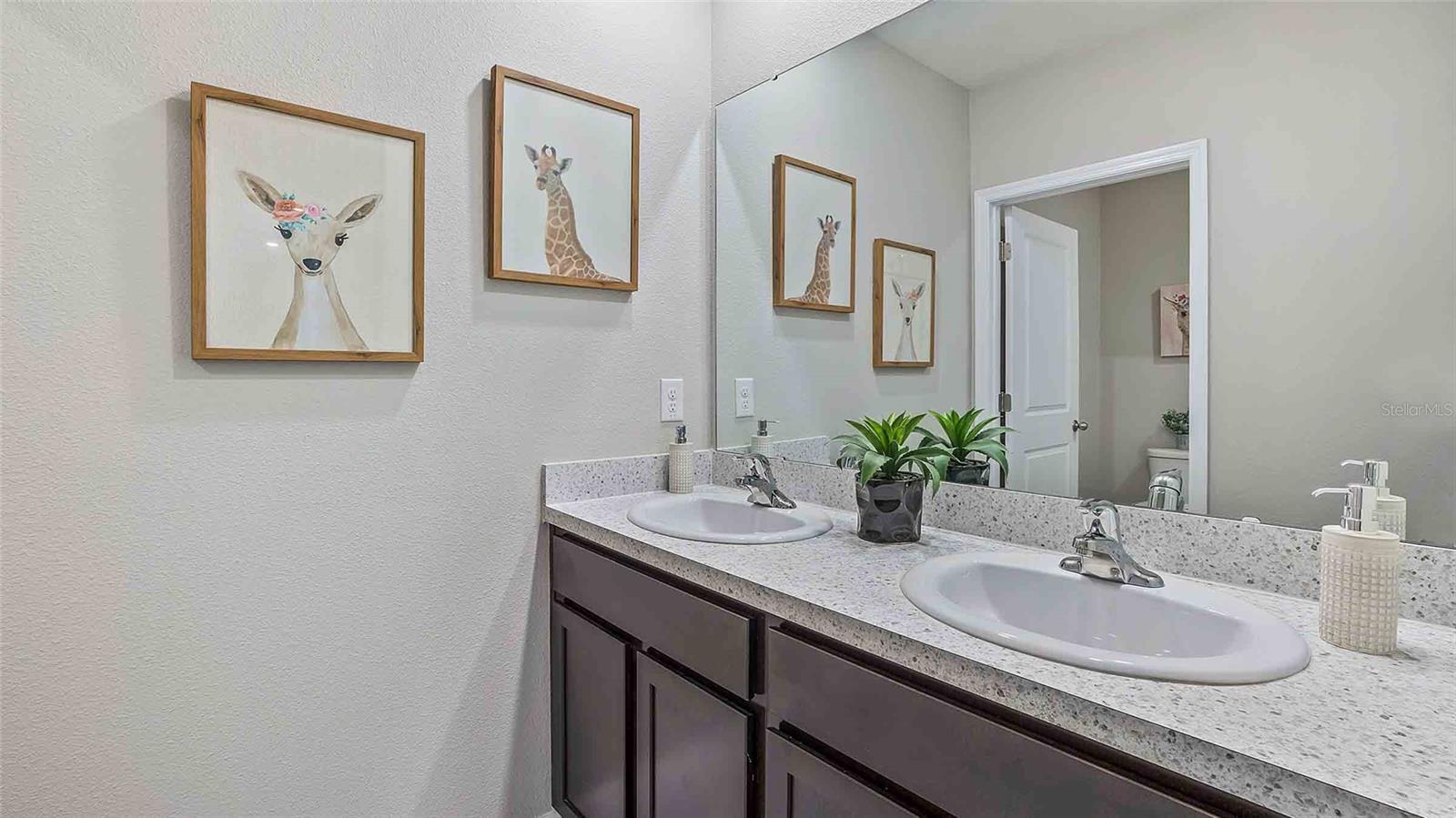 2927 GARDINER LN, ZEPHYRHILLS, FL, 33541