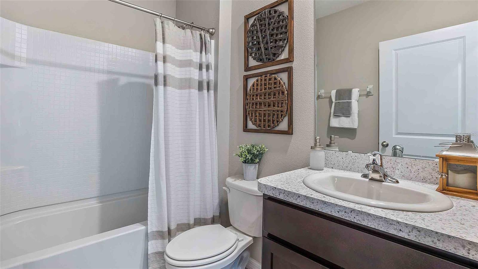 2927 GARDINER LN, ZEPHYRHILLS, FL, 33541