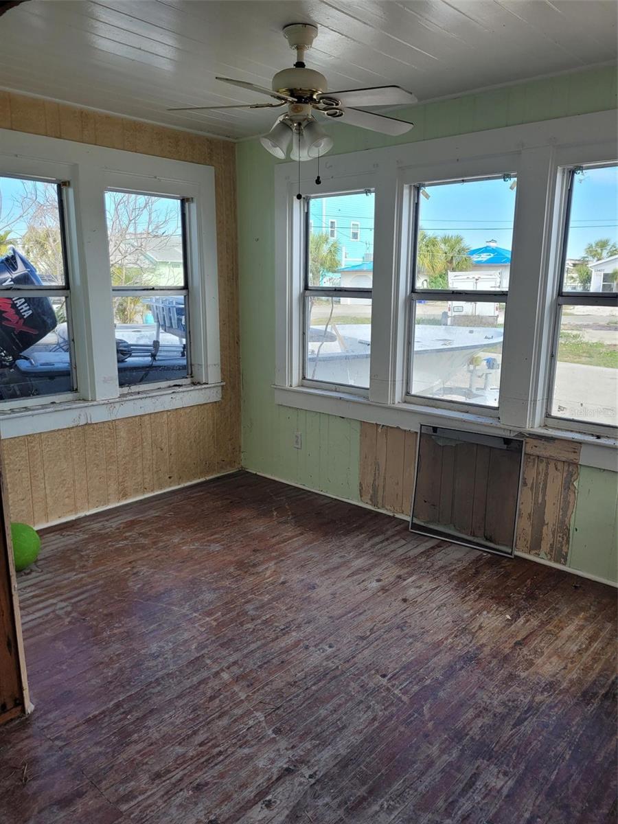 13412 2ND ST E, MADEIRA BEACH, FL, 33708