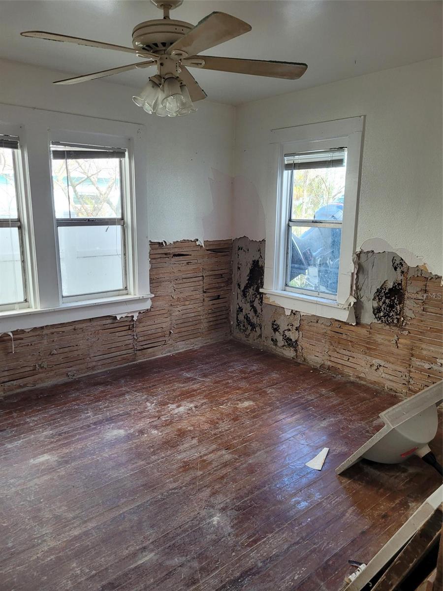 13412 2ND ST E, MADEIRA BEACH, FL, 33708