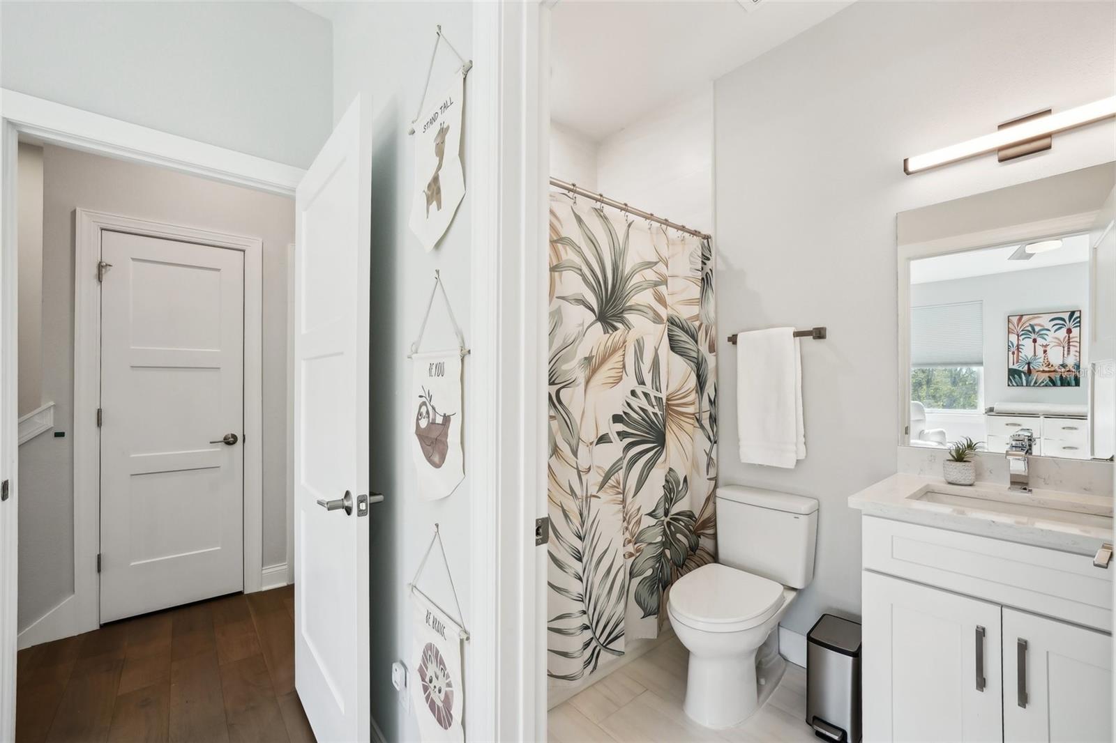 4722 LEGACY PARK DR, TAMPA, FL, 33611
