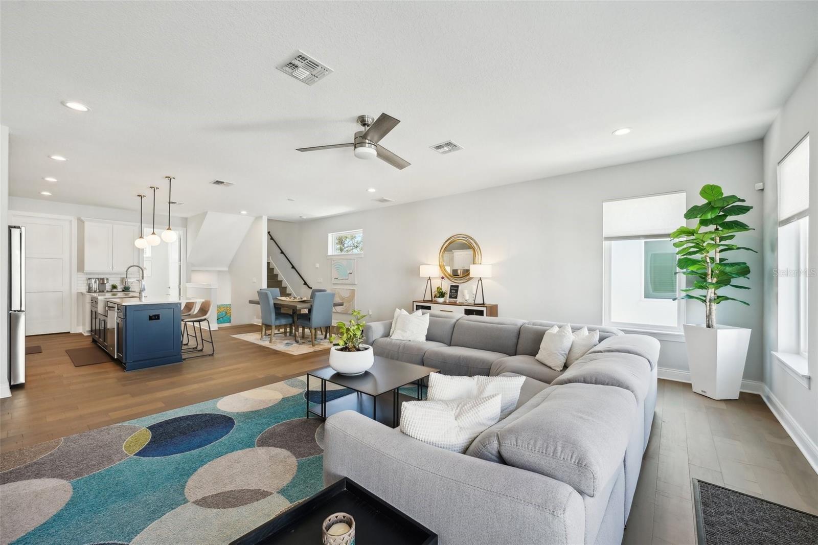 4722 LEGACY PARK DR, TAMPA, FL, 33611