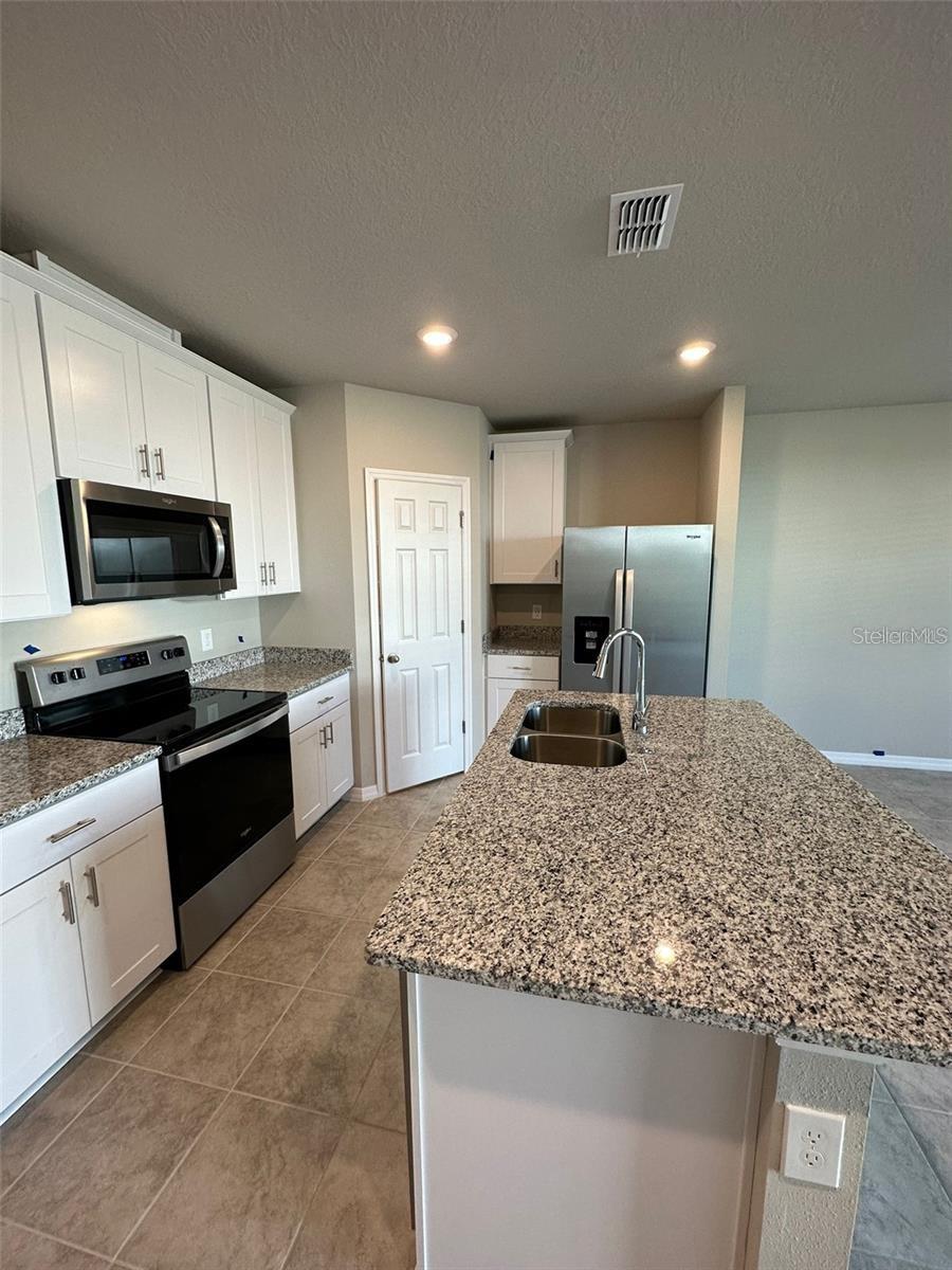 791 LEGACY DR, DAVENPORT, FL, 33896