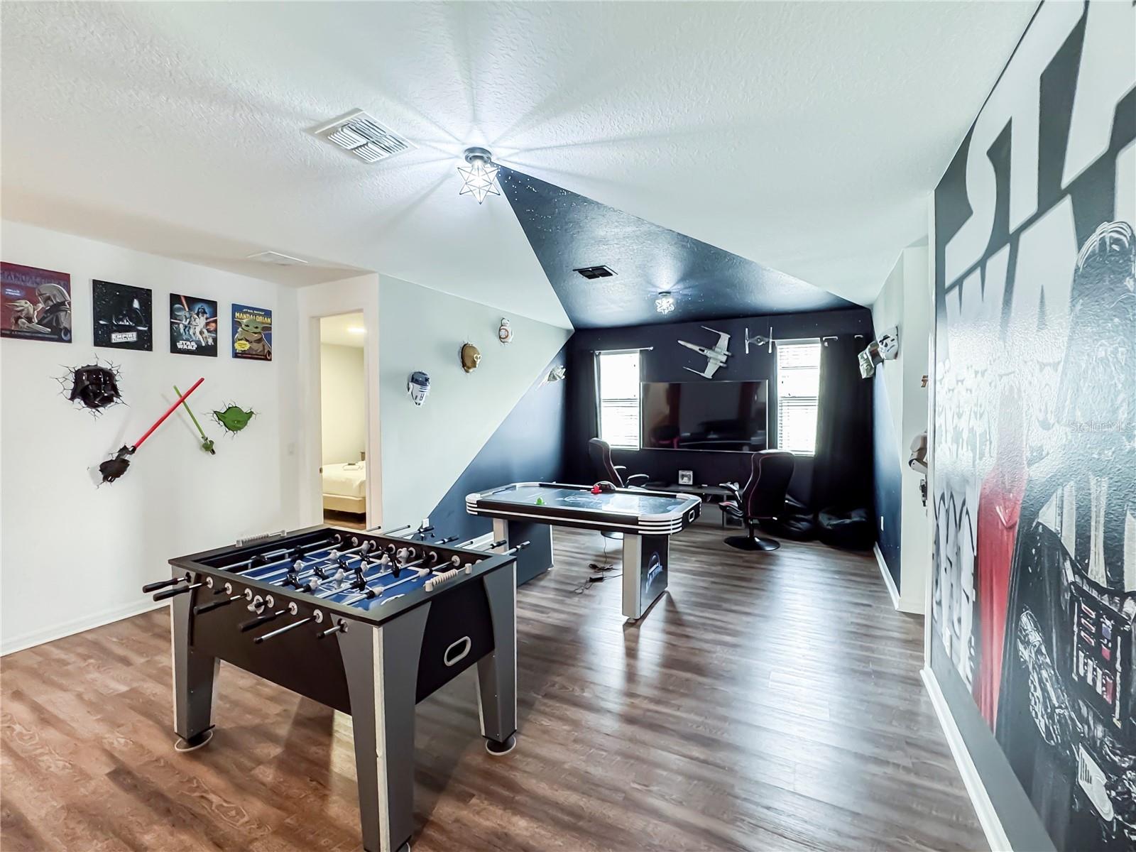 8953 HILTON RIDGE AVE, KISSIMMEE, FL, 34747
