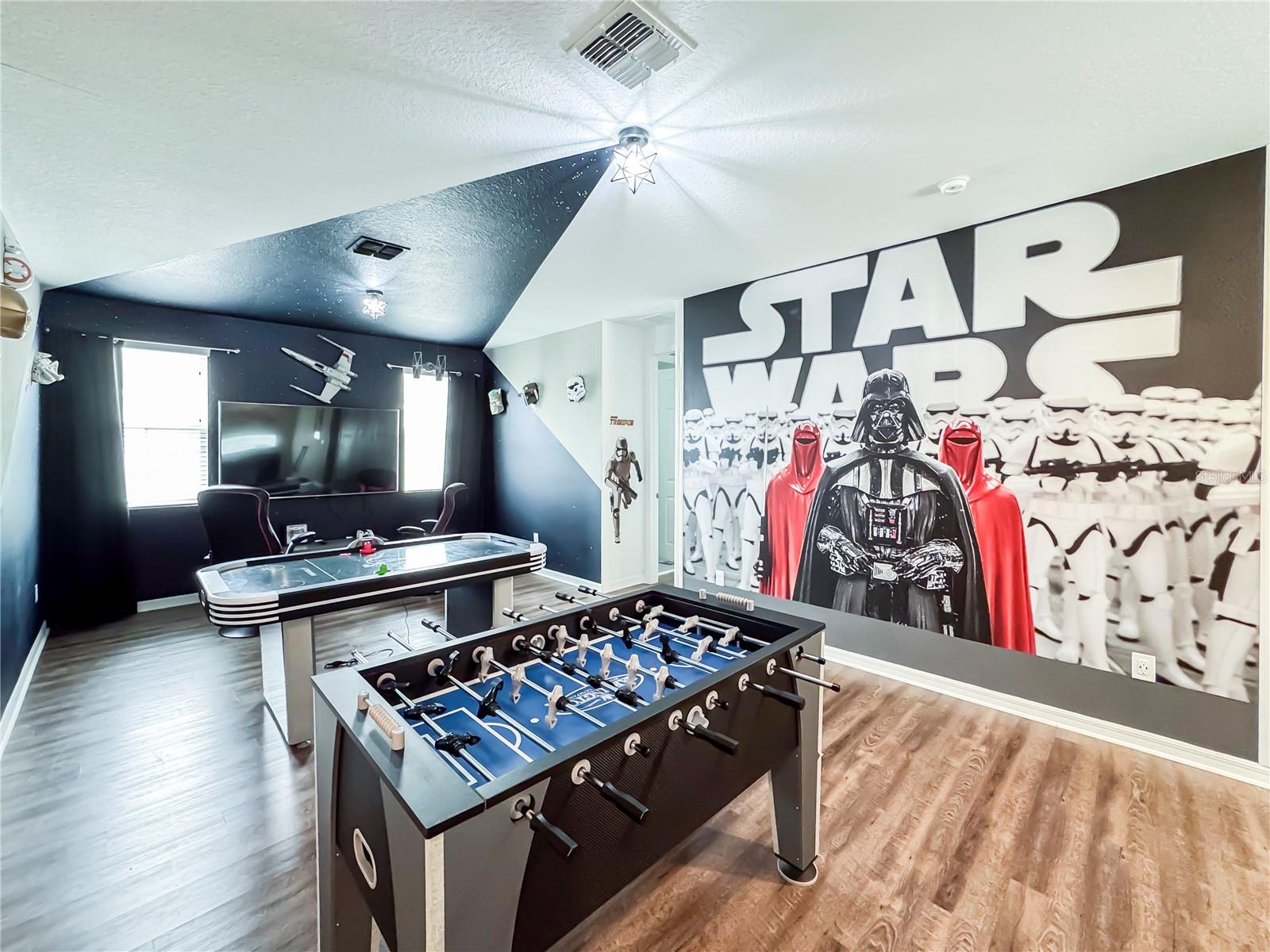 8953 HILTON RIDGE AVE, KISSIMMEE, FL, 34747