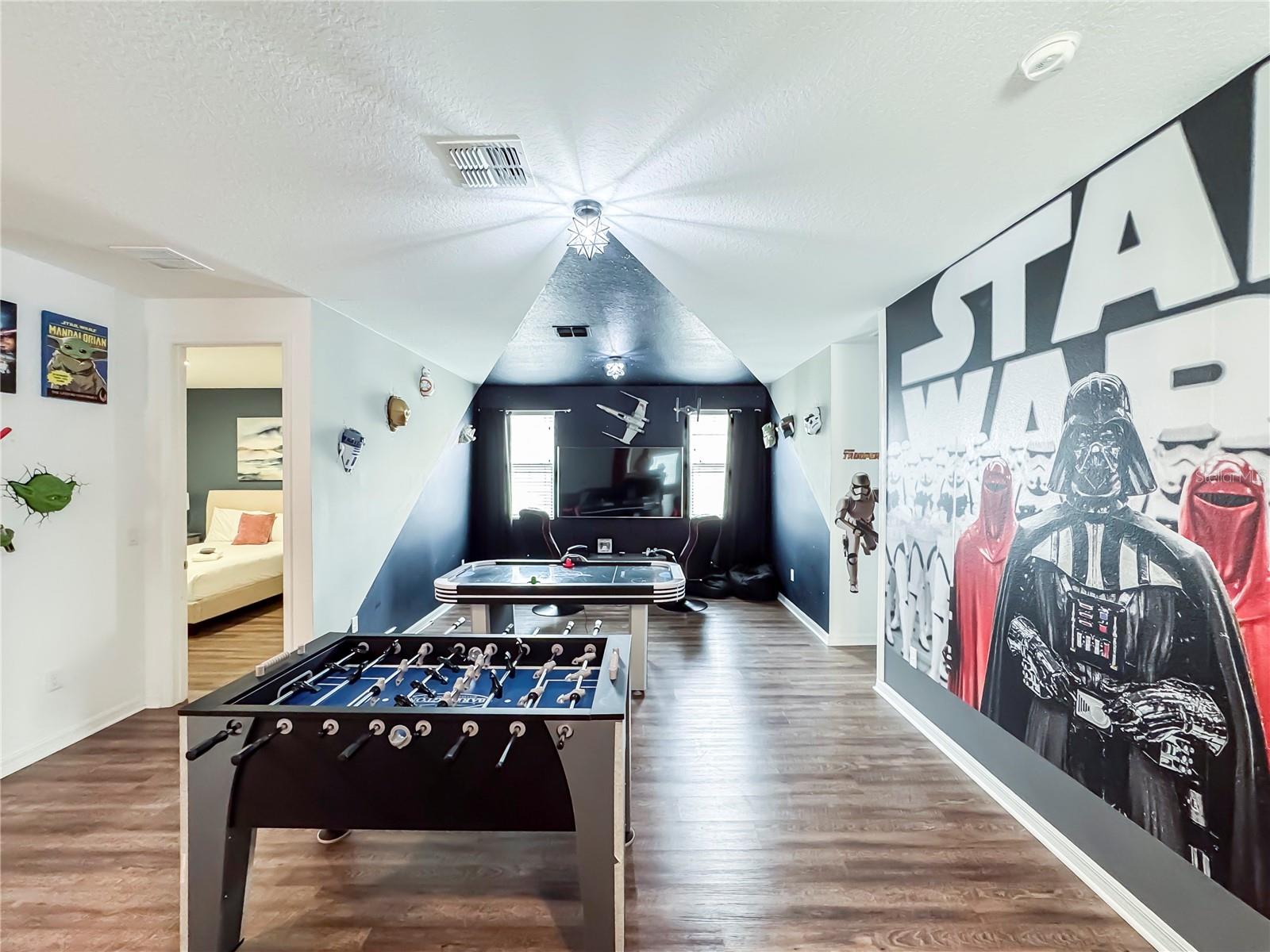 8953 HILTON RIDGE AVE, KISSIMMEE, FL, 34747