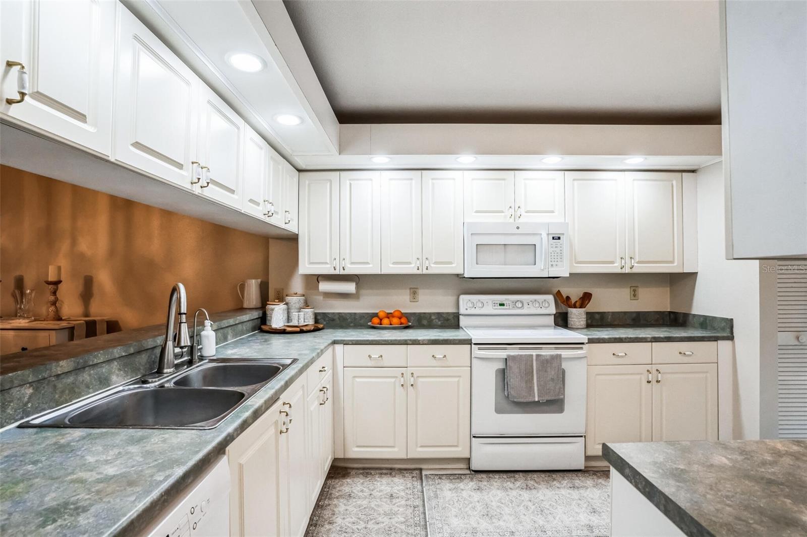 5711 AVISTA DR #4110, SARASOTA, FL, 34243
