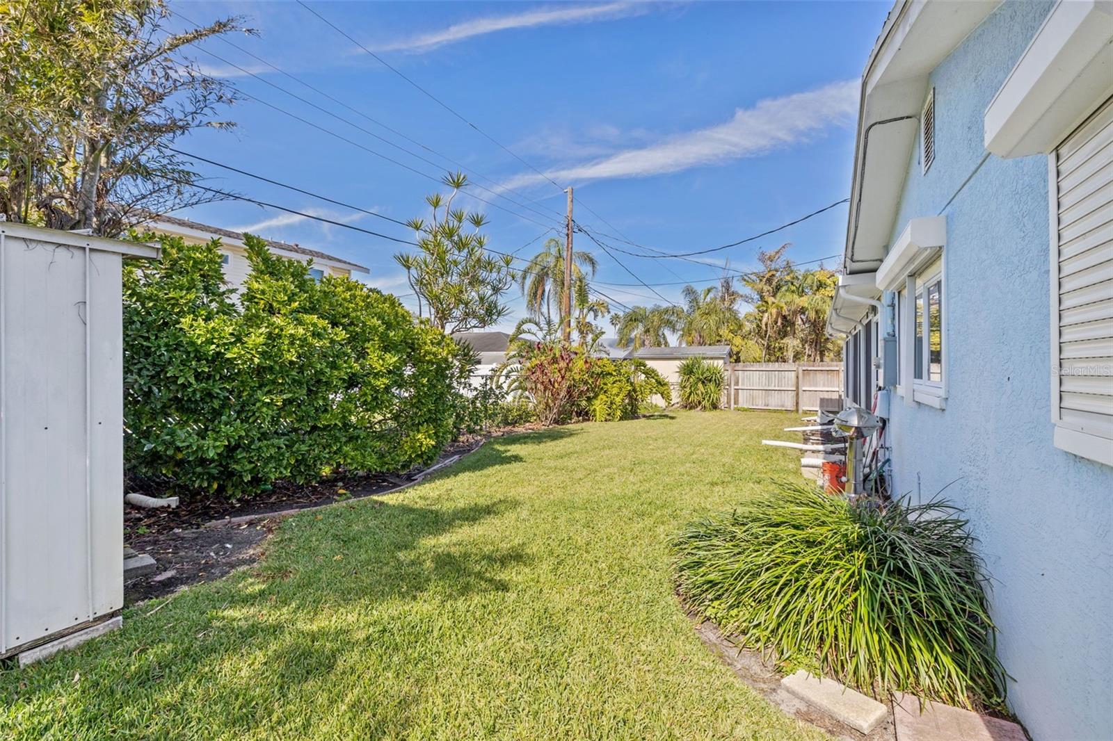 5630 VENETIAN BLVD NE, ST PETERSBURG, FL, 33703