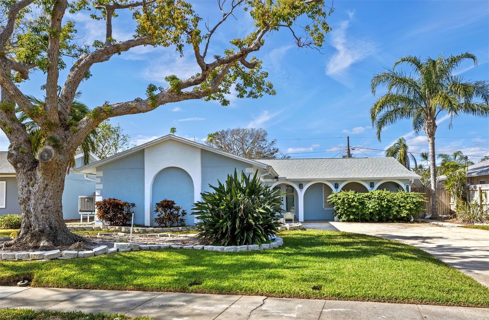 5630 VENETIAN BLVD NE, ST PETERSBURG, FL, 33703