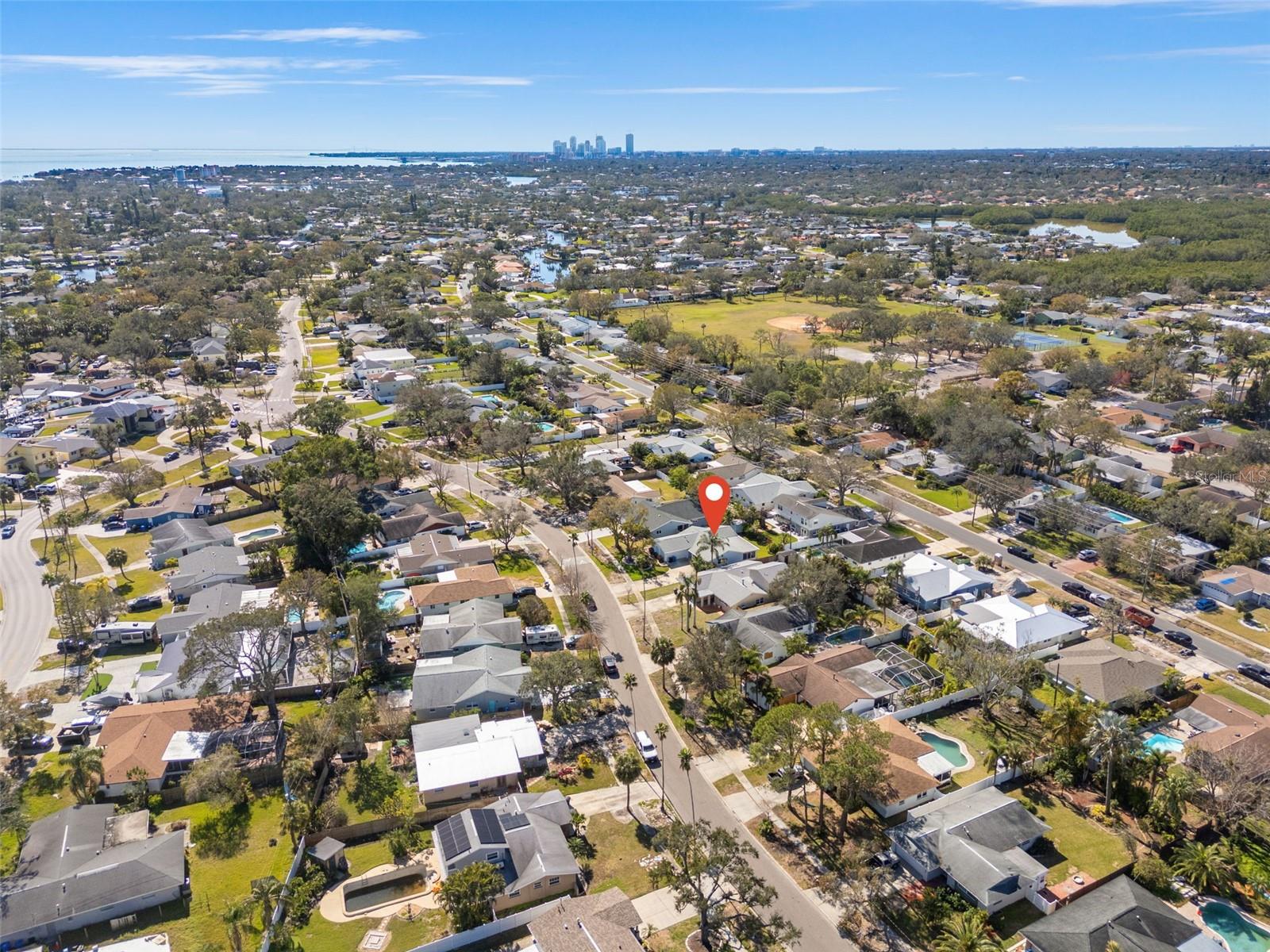 5630 VENETIAN BLVD NE, ST PETERSBURG, FL, 33703