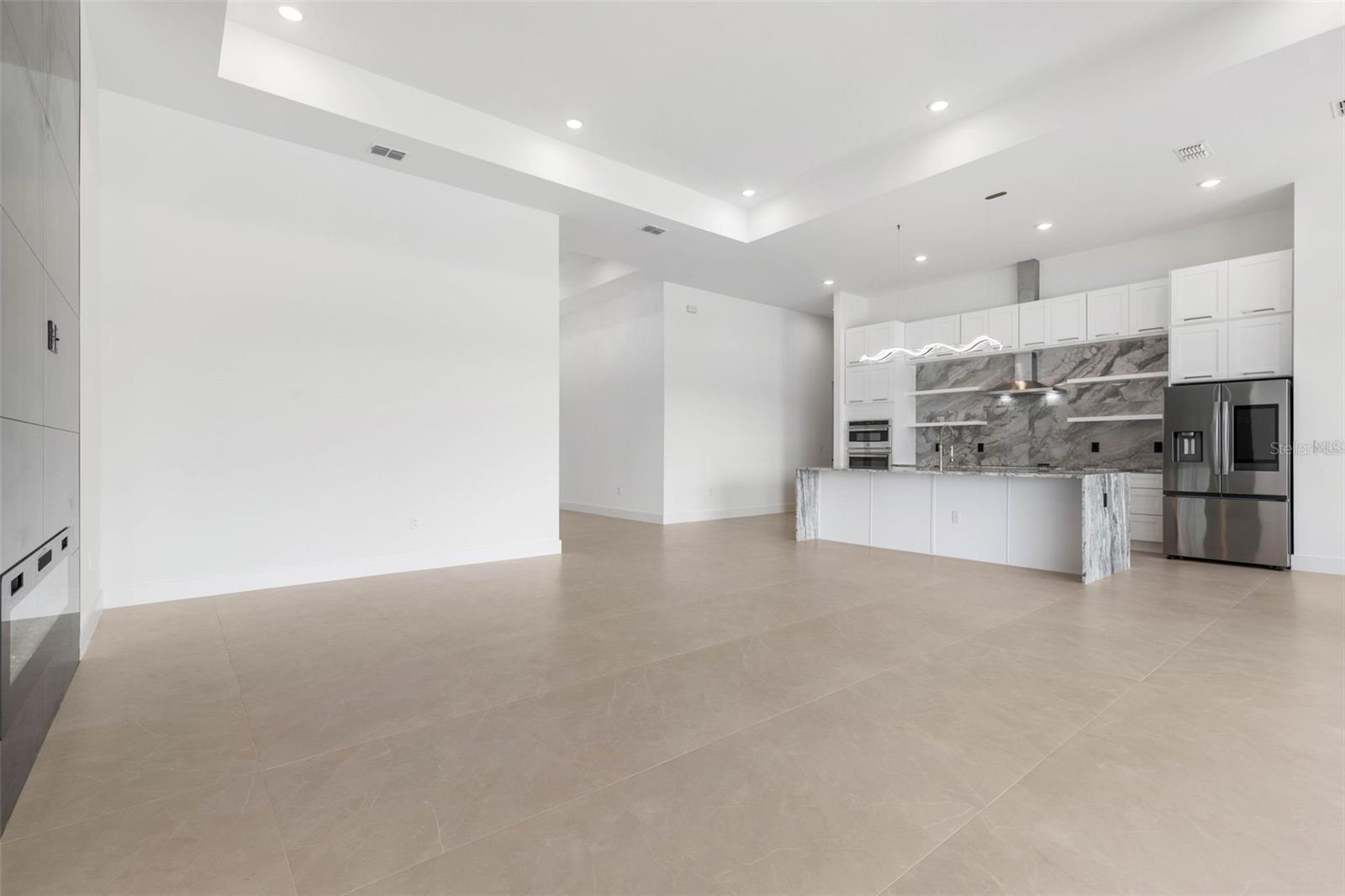 33 LAKE SUCCESS DR, PALM COAST, FL, 32137