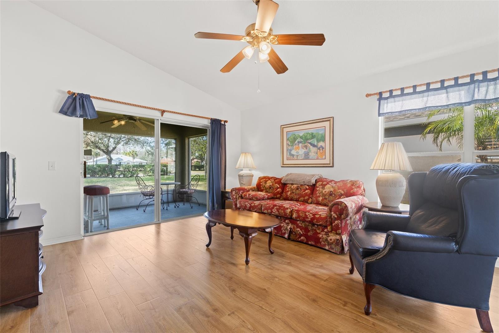 10833 COLLAR DR, SAN ANTONIO, FL, 33576