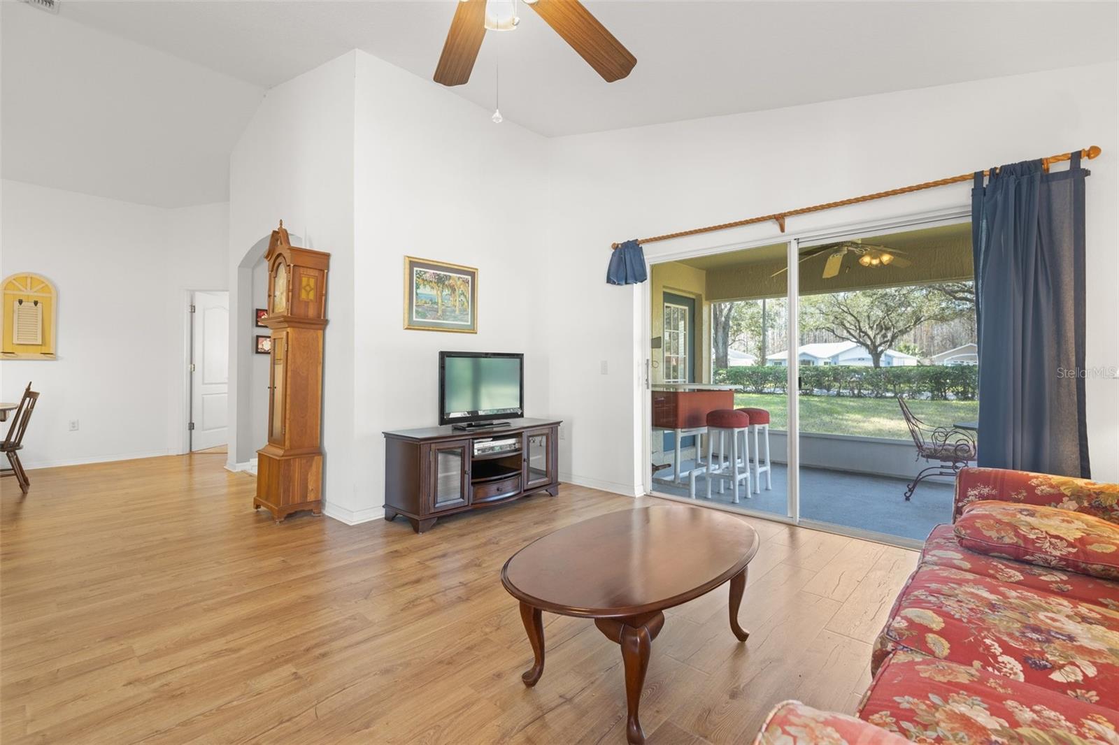 10833 COLLAR DR, SAN ANTONIO, FL, 33576
