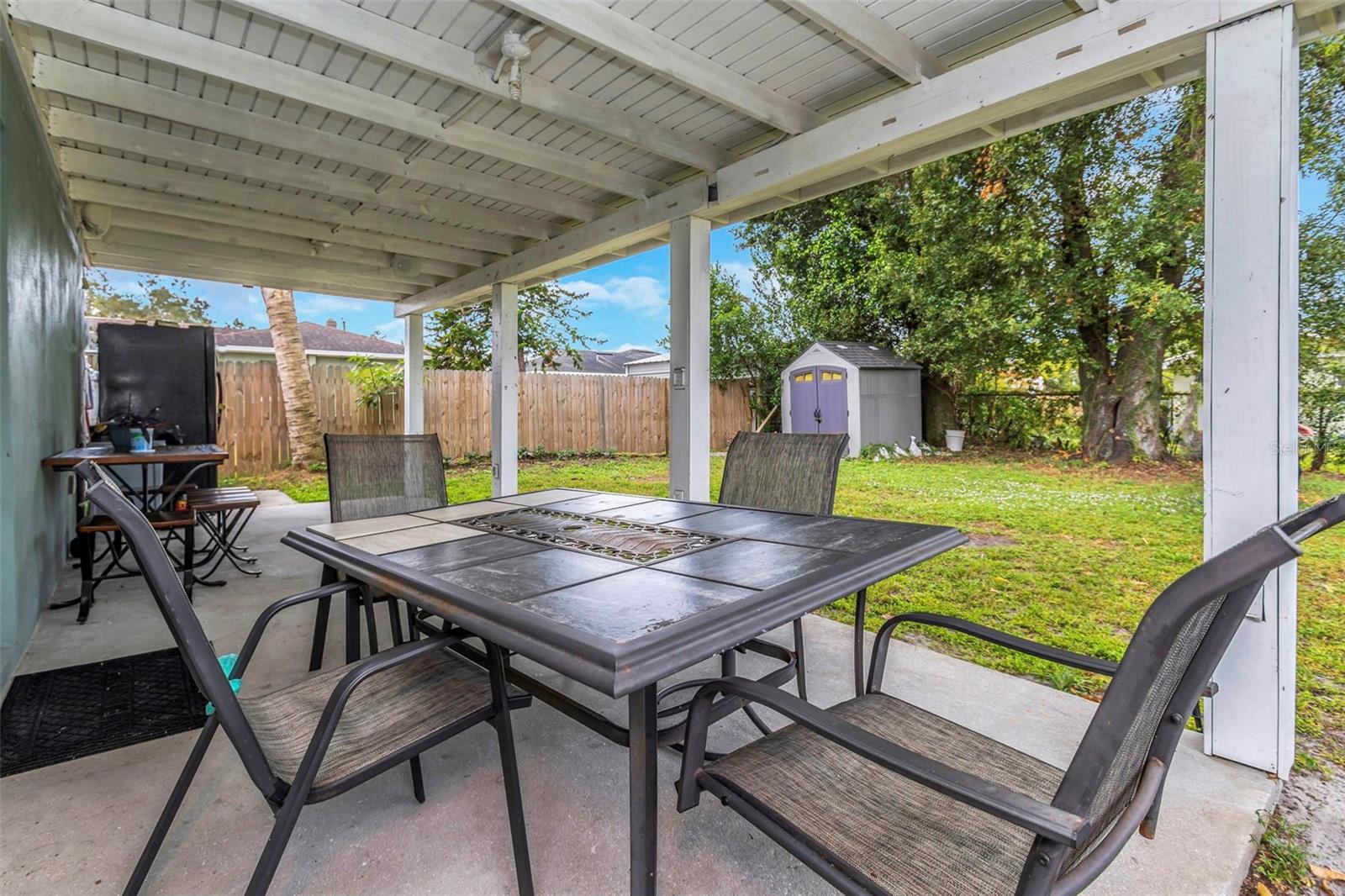 206 N HIMES AVE, TAMPA, FL, 33609