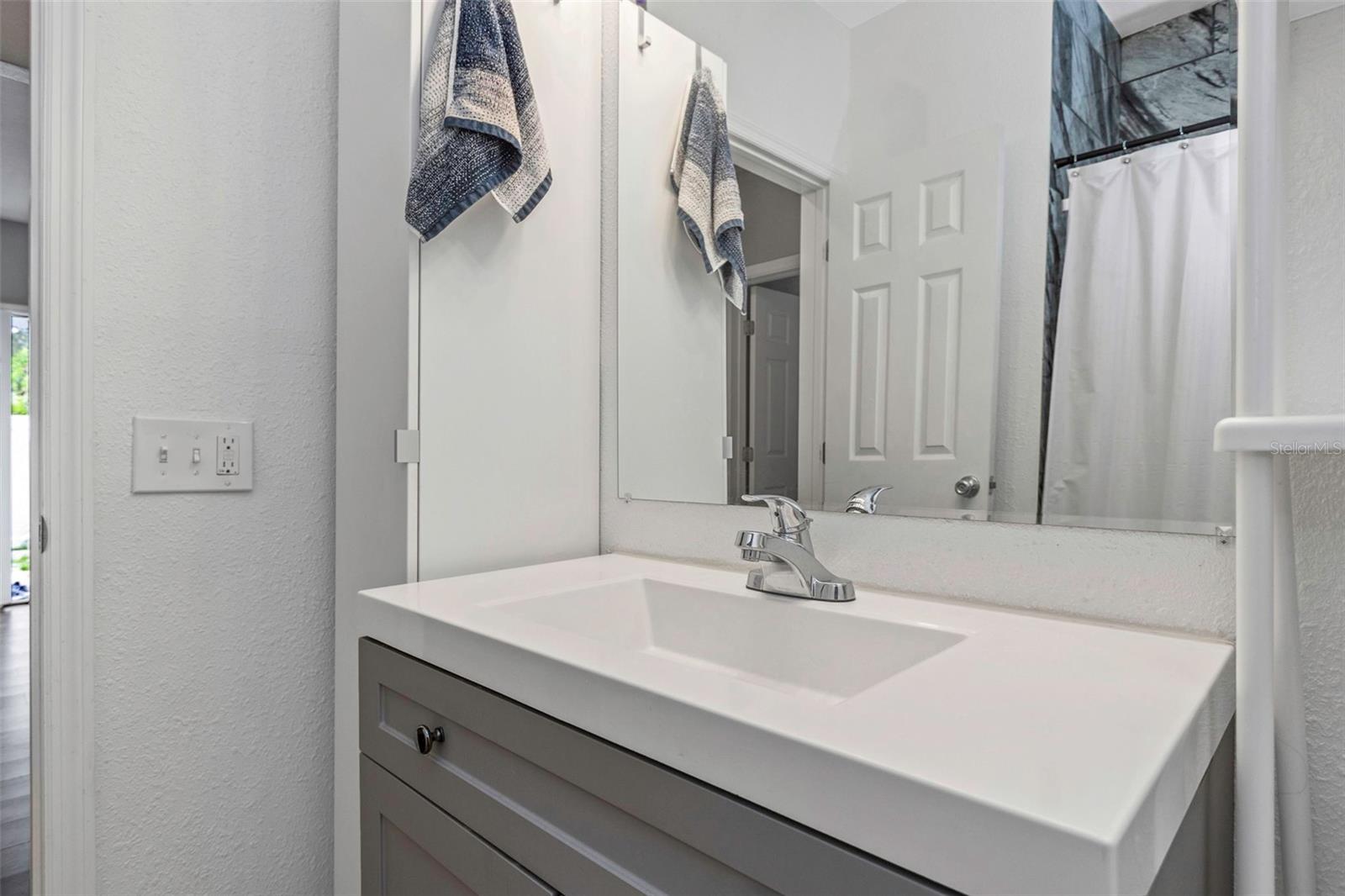 206 N HIMES AVE, TAMPA, FL, 33609