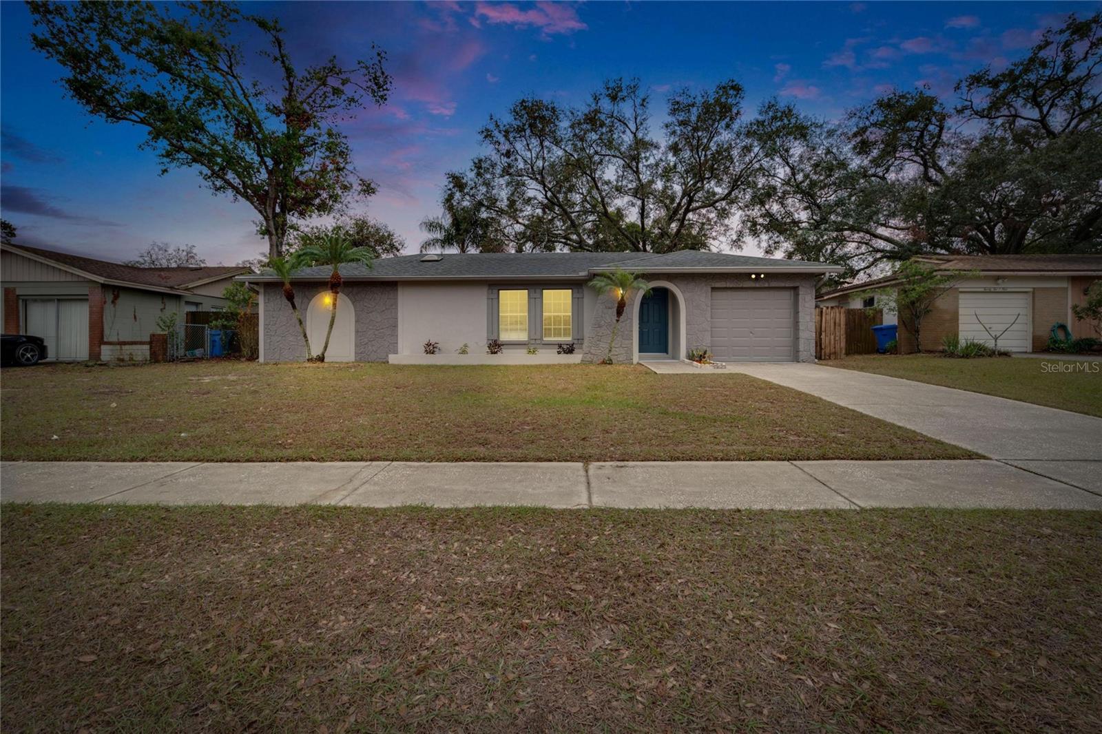 2211 WHITNEY PL, VALRICO, FL, 33594