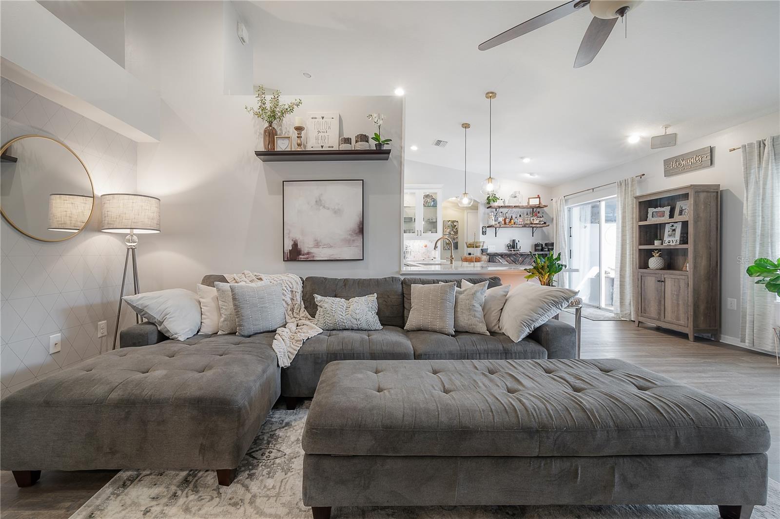 2909 FOLKLORE DR, VALRICO, FL, 33596