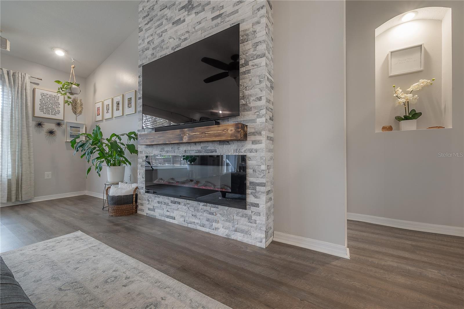 2909 FOLKLORE DR, VALRICO, FL, 33596