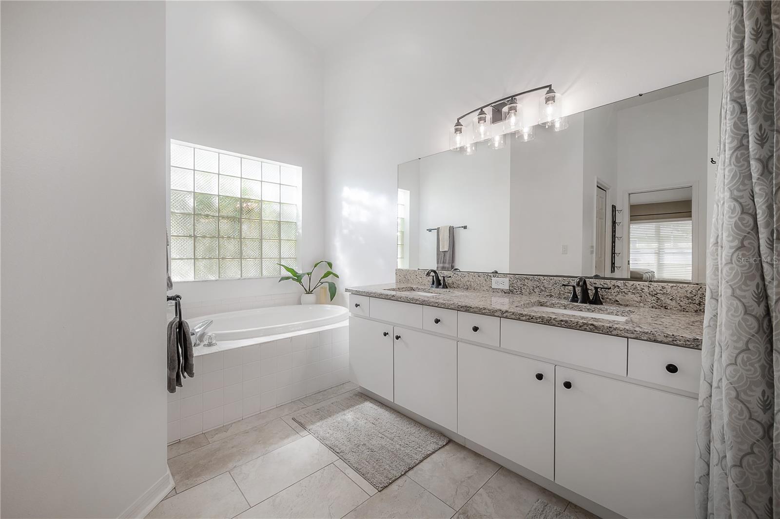 2909 FOLKLORE DR, VALRICO, FL, 33596