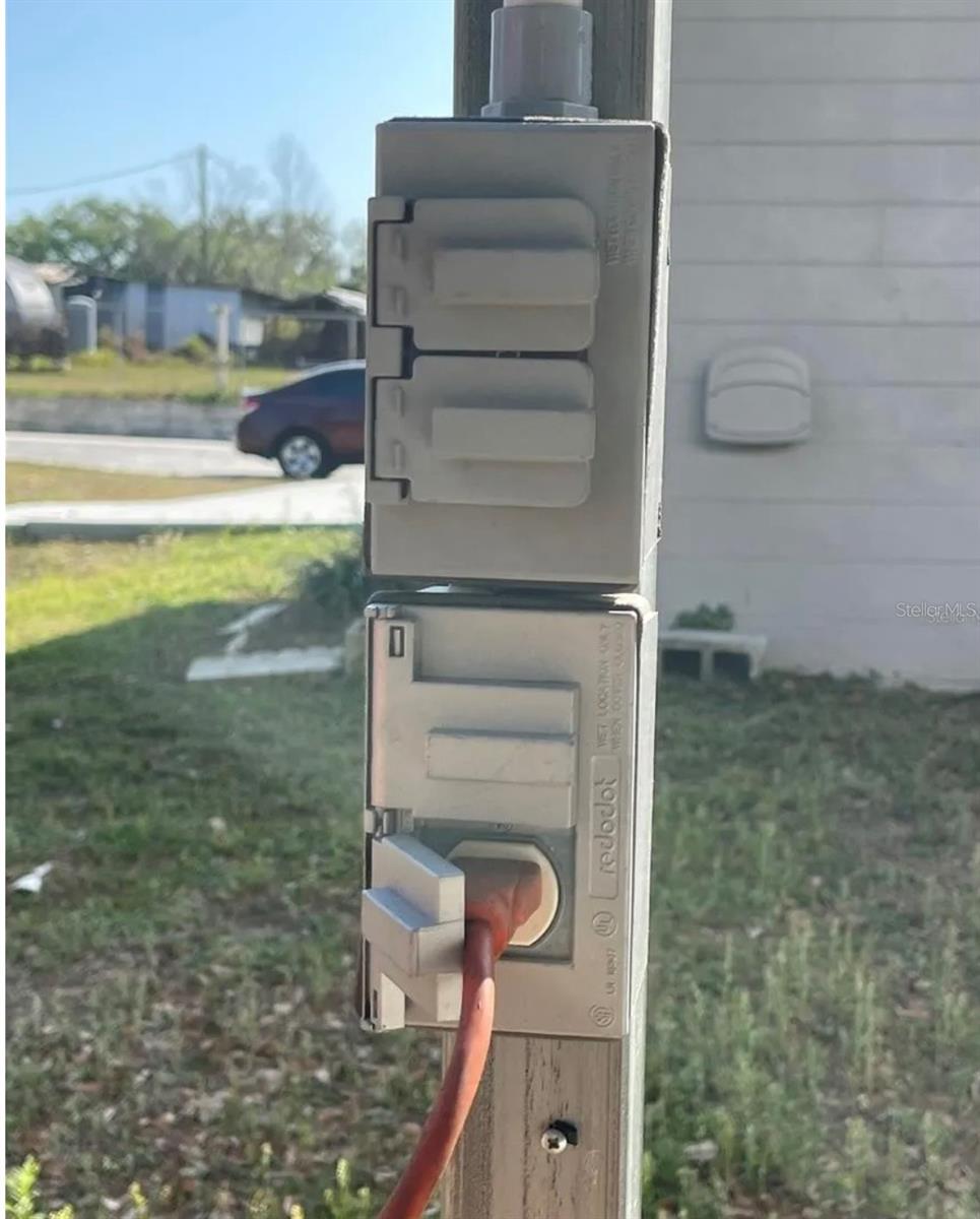 3227 WASHINGTON RD, VALRICO, FL, 33594
