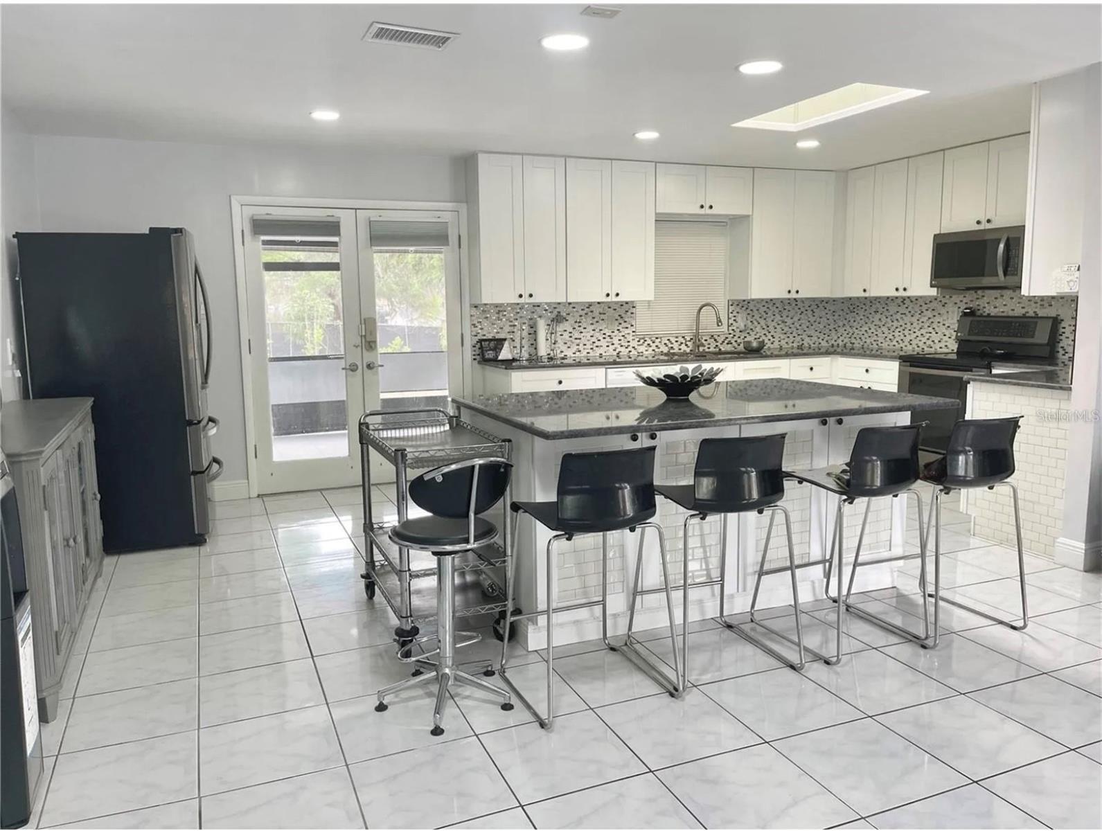 3227 WASHINGTON RD, VALRICO, FL, 33594