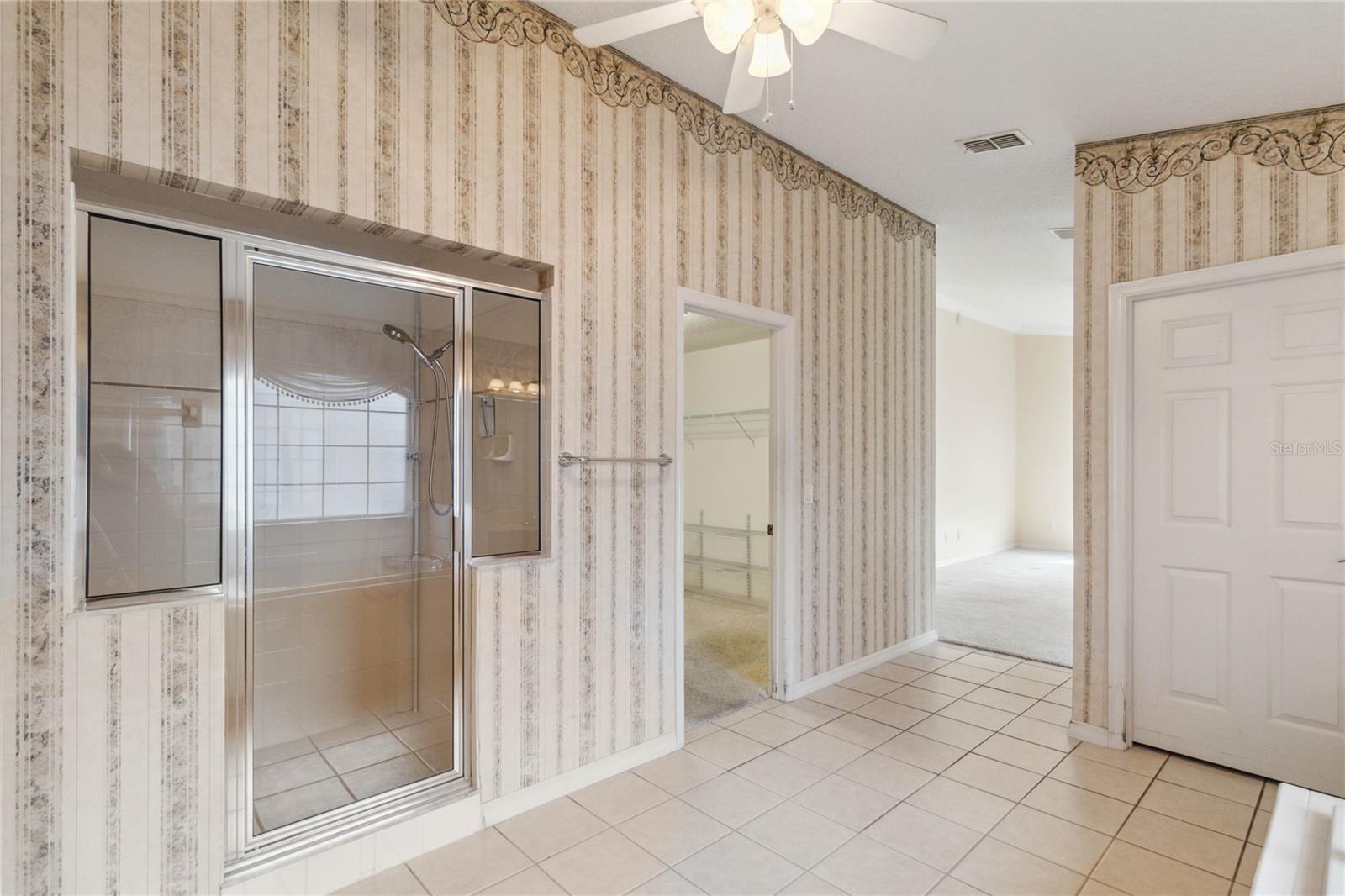 4546 NOTTOWAY DR, LEESBURG, FL, 34748