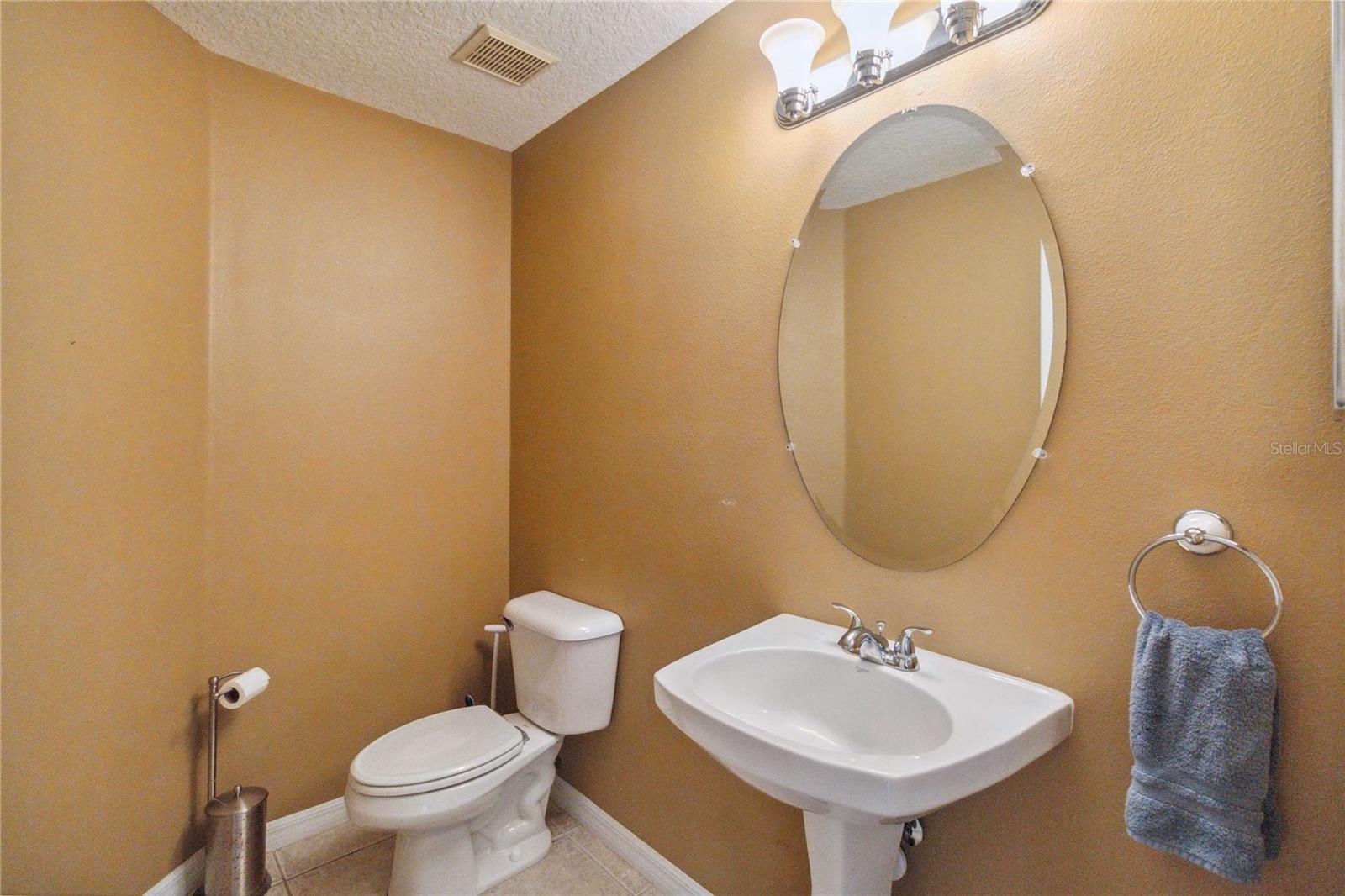 4546 NOTTOWAY DR, LEESBURG, FL, 34748