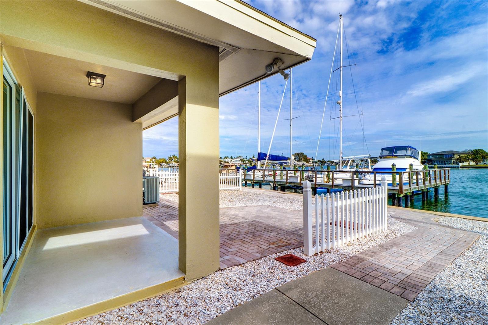 2307 BAY BOULEVARD, INDIAN ROCKS BEACH, FL, 33785