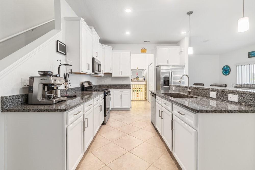 8241 CORNER PINE WAY, NEW PORT RICHEY, FL, 34655