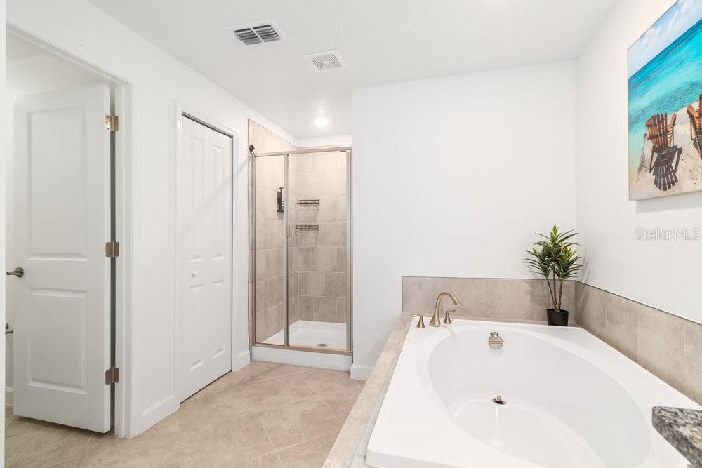 8241 CORNER PINE WAY, NEW PORT RICHEY, FL, 34655