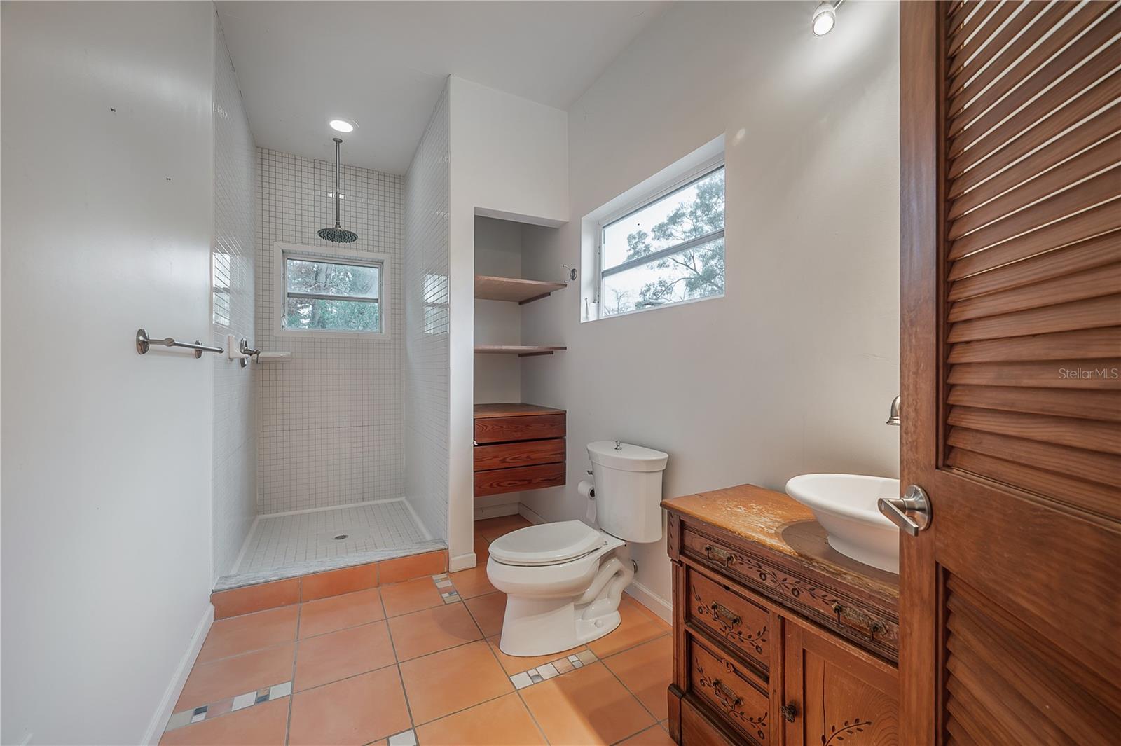 1211 E CLIFTON ST, TAMPA, FL, 33604