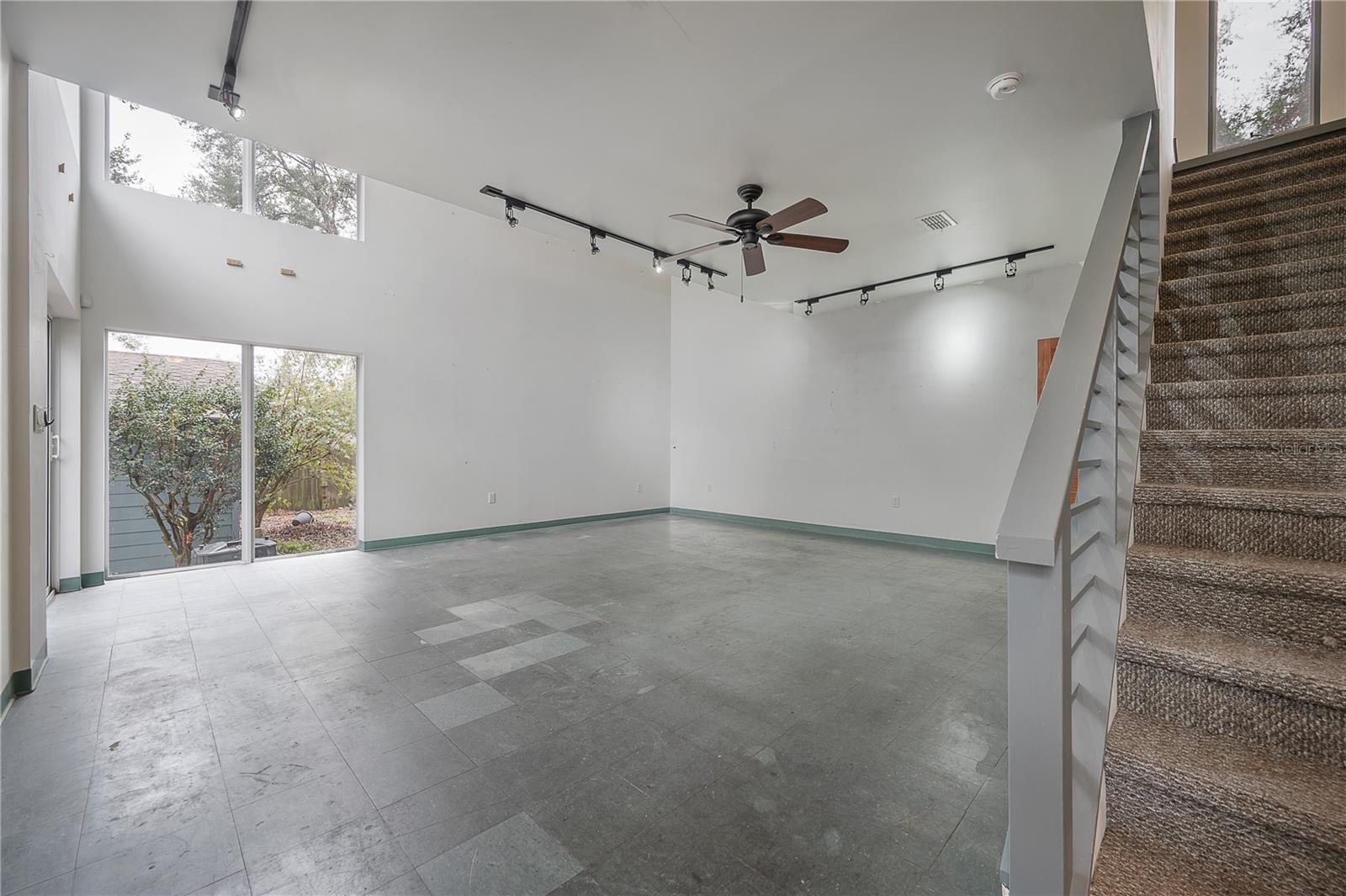 1211 E CLIFTON ST, TAMPA, FL, 33604