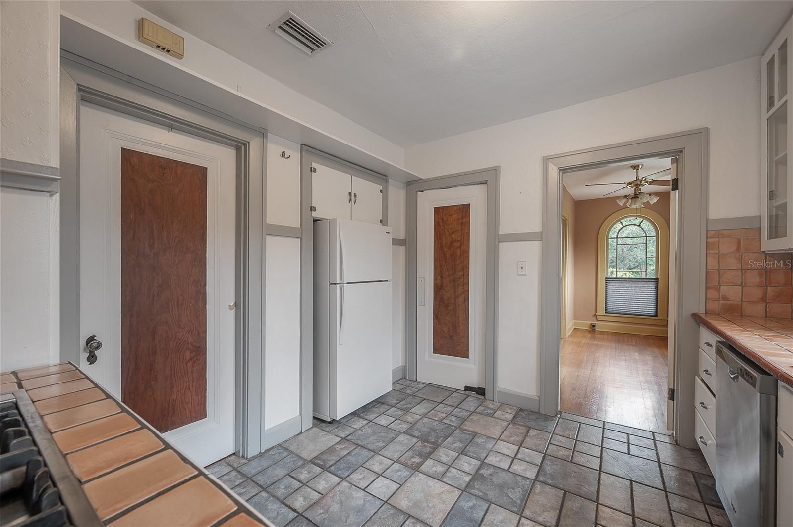 1211 E CLIFTON ST, TAMPA, FL, 33604