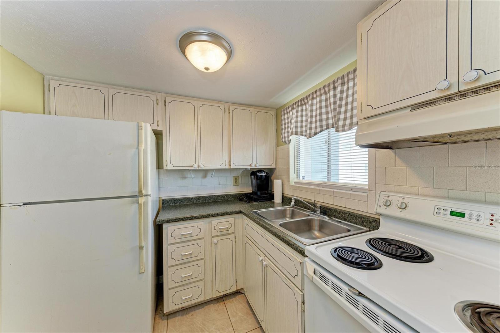 5938 WELCOME RD #H22, BRADENTON, FL, 34207