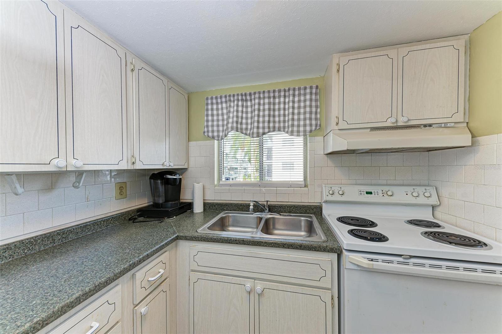 5938 WELCOME RD #H22, BRADENTON, FL, 34207