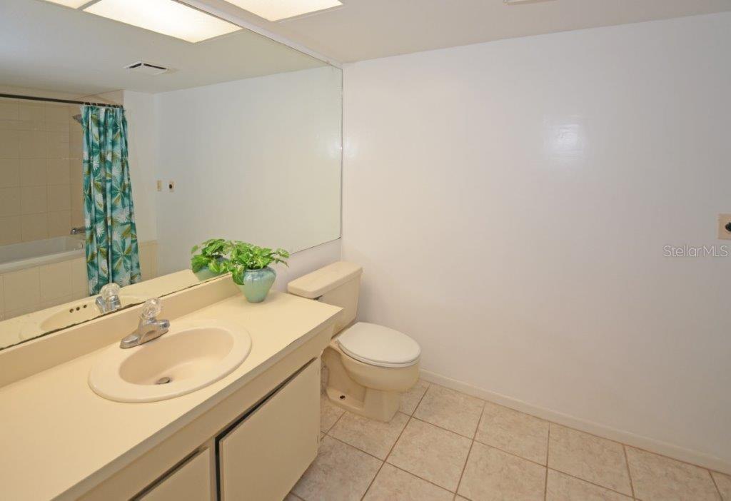 12242 2ND ST E, TREASURE ISLAND, FL, 33706