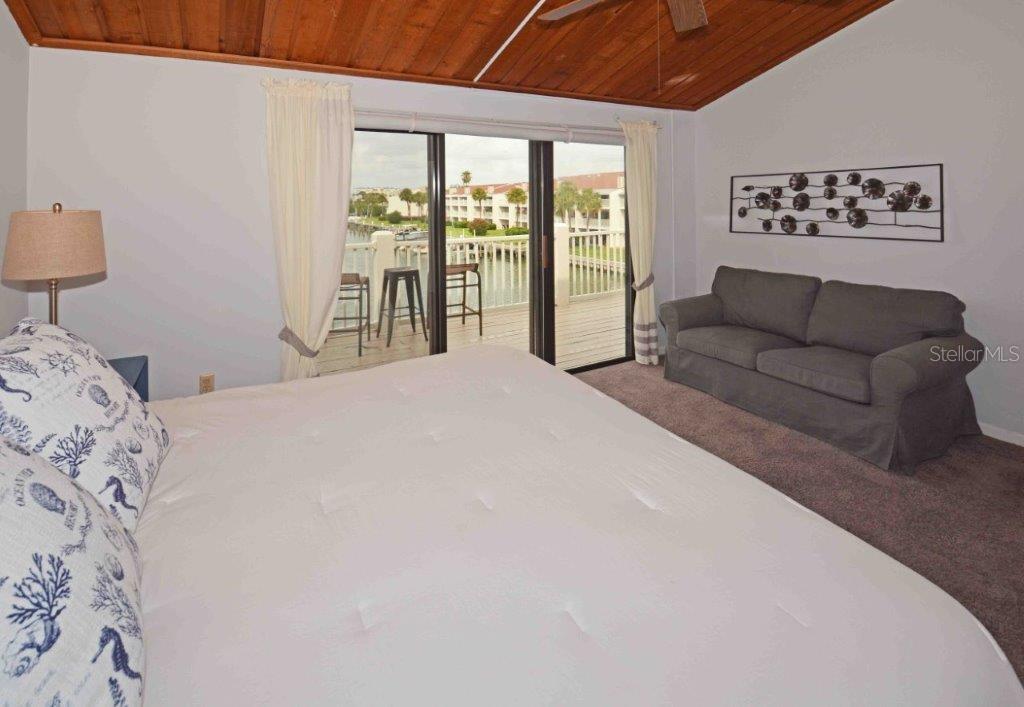 12242 2ND ST E, TREASURE ISLAND, FL, 33706