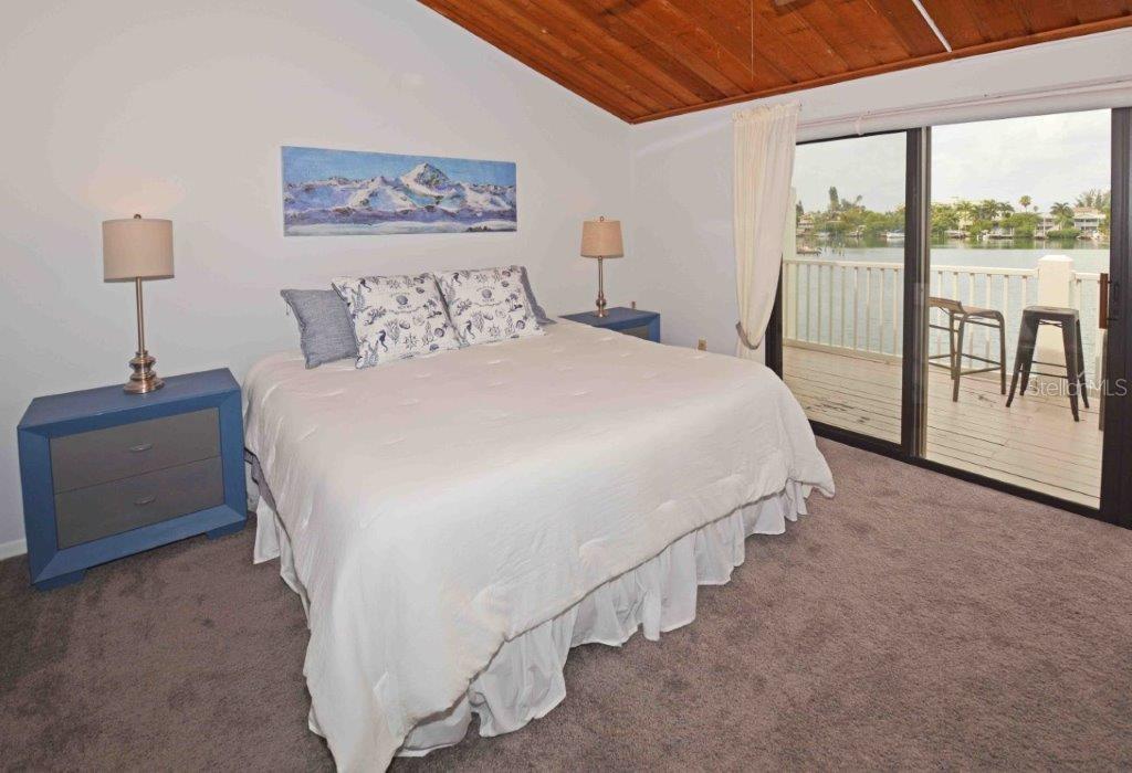12242 2ND ST E, TREASURE ISLAND, FL, 33706