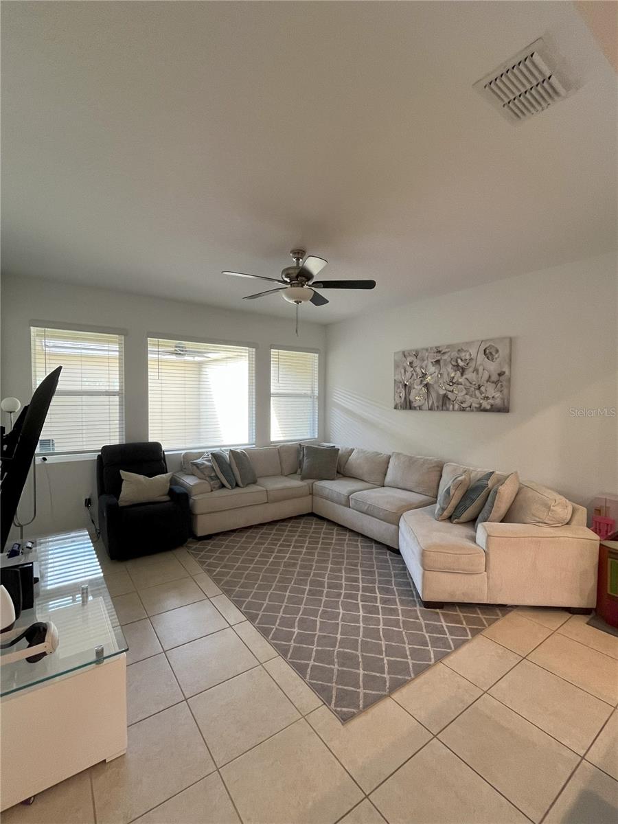 16438 PRAIRIE SCHOOL DR, WINTER GARDEN, FL, 34787