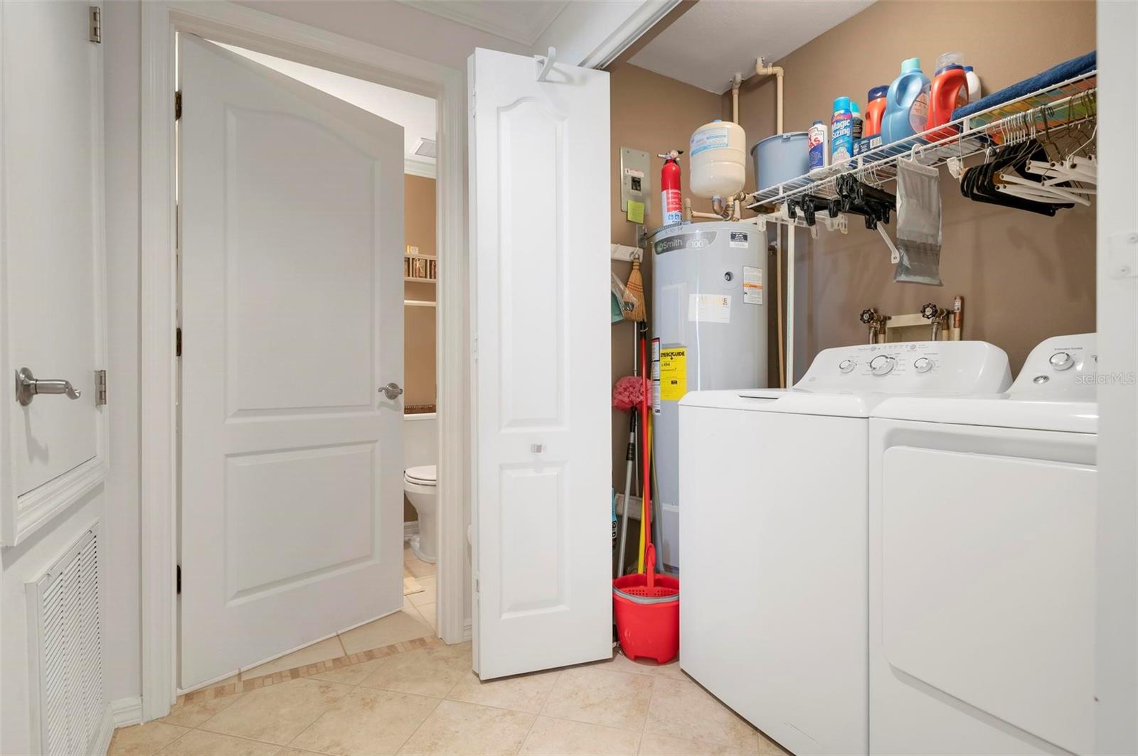 9490 HIGH GATE DR #2013, SARASOTA, FL, 34238