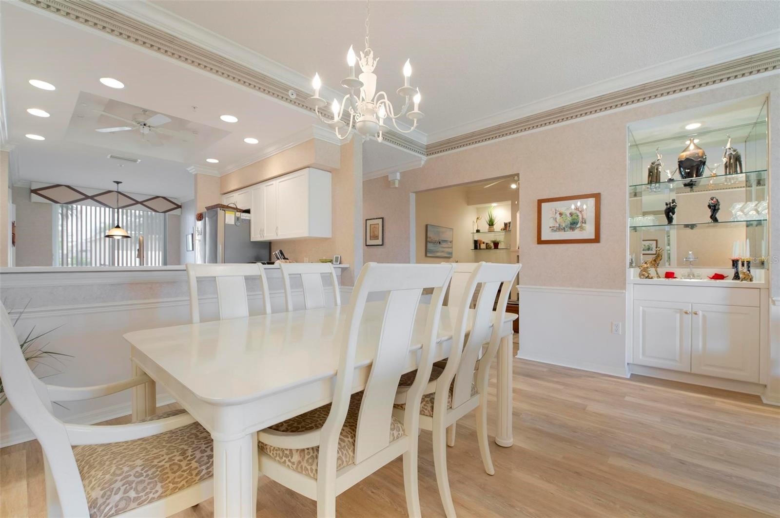 9490 HIGH GATE DR #2013, SARASOTA, FL, 34238