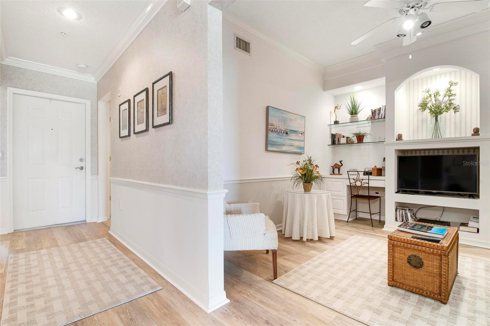 9490 HIGH GATE DR #2013, SARASOTA, FL, 34238