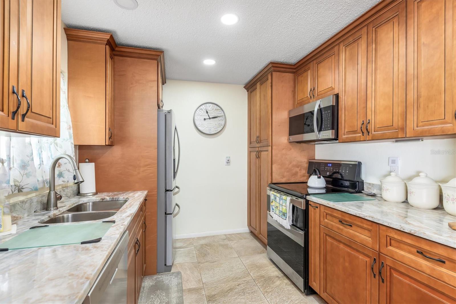 2102 ALARIC ST, PORT CHARLOTTE, FL, 33952